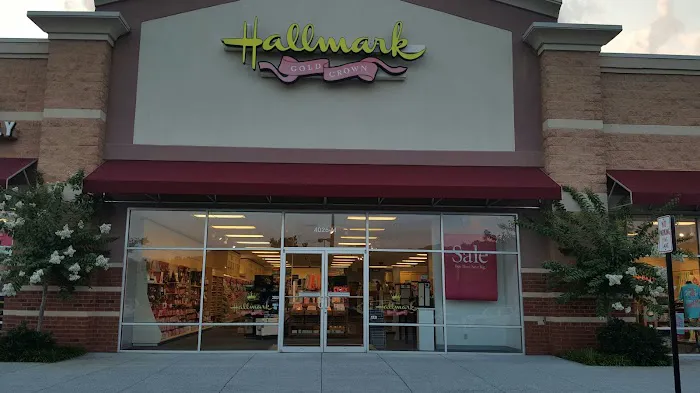Dee's Hallmark Shop 3