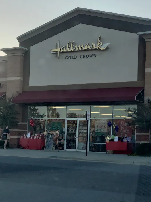 Dee's Hallmark Shop 5