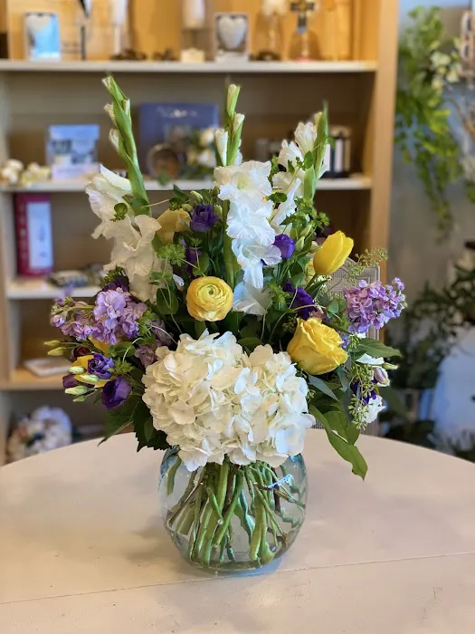 Forest Flowers & Gift Gallery, LLC 9