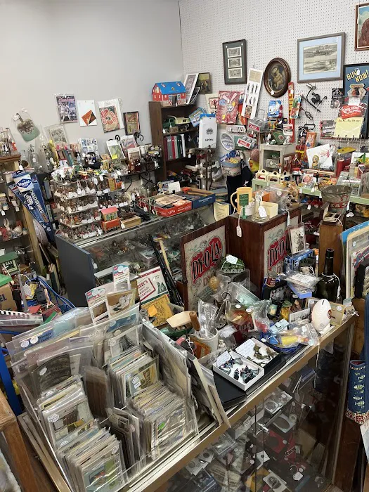 Peddler Antiques Mall 2