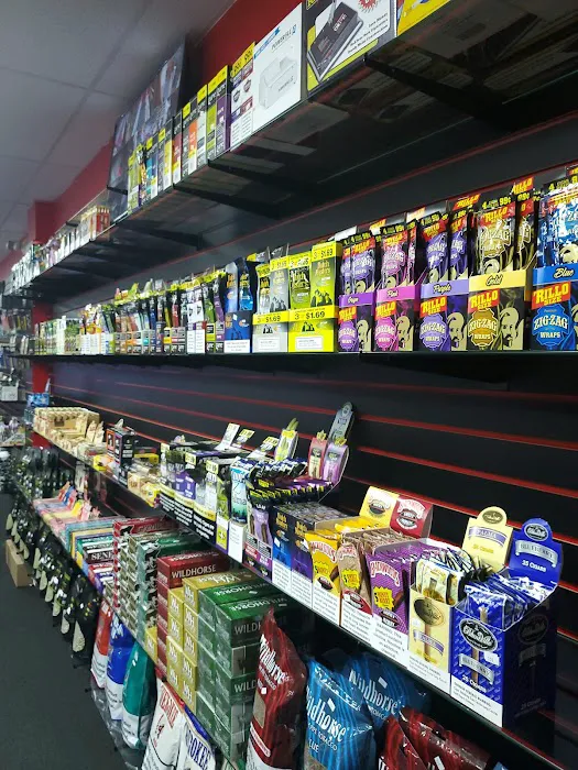 Ronnie's Huff & Puff Smoke Shop 3