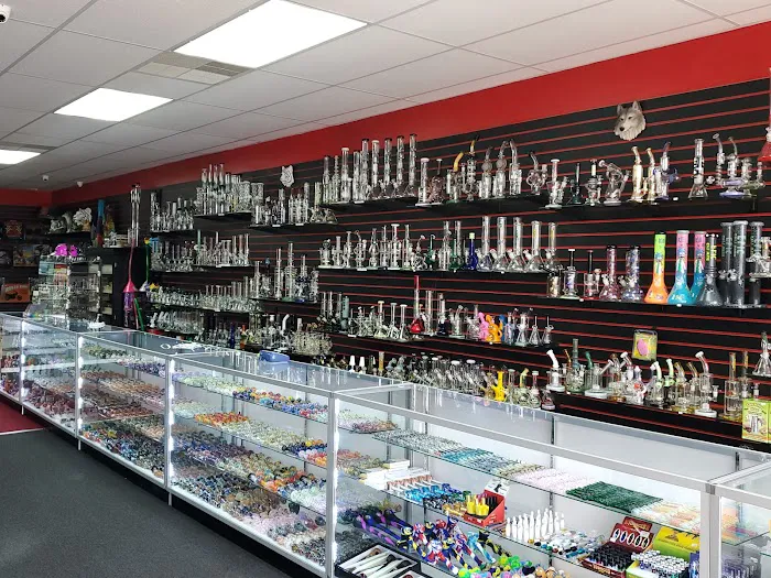 Ronnie's Huff & Puff Smoke Shop 4