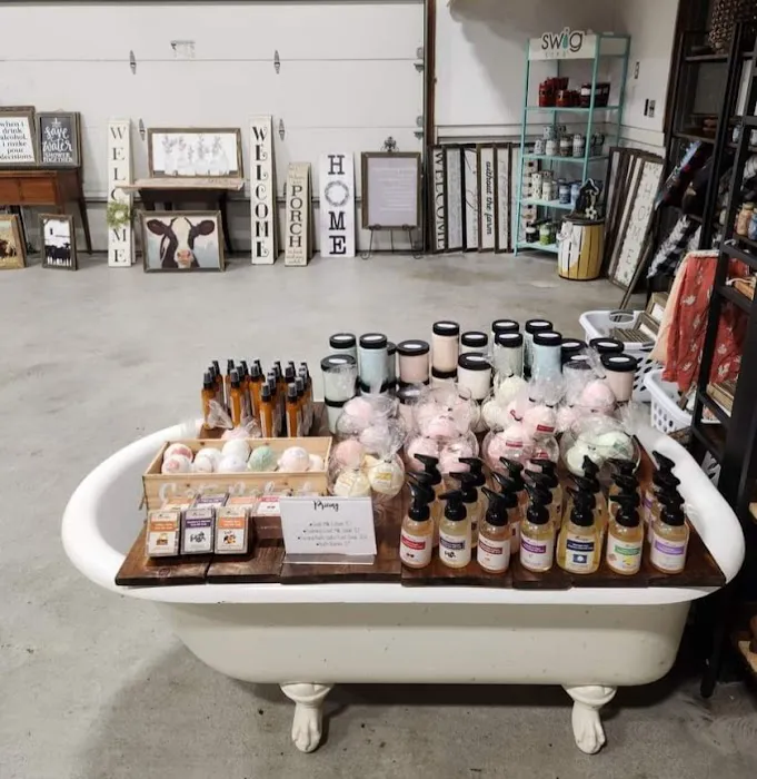 Hometown Finds LLC 4