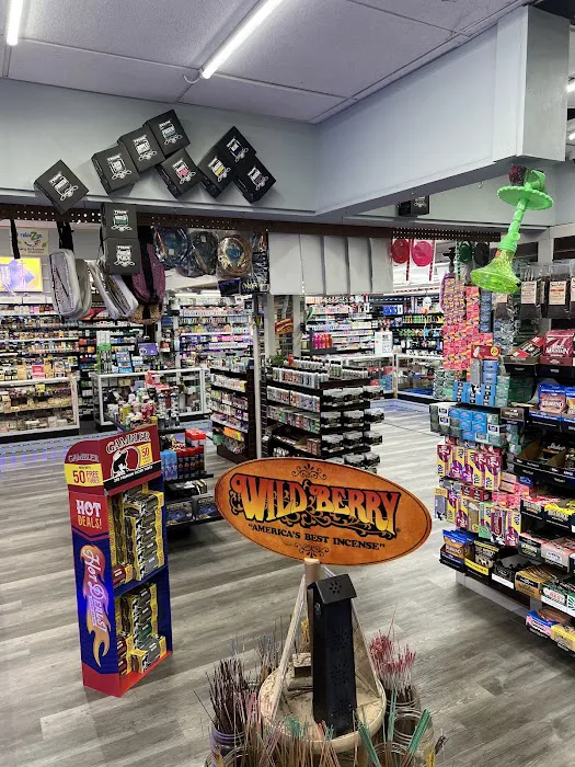 TOBACCO HUT & VAPE (with Drive-thru Window) 2