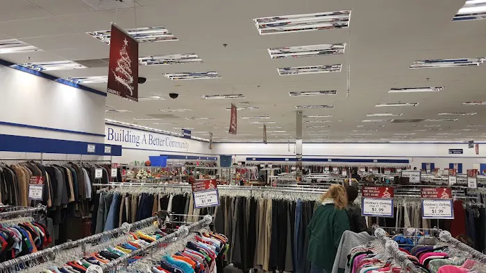 Goodwill Store and Donation Center 4