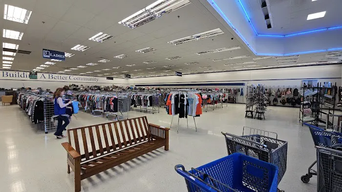 Goodwill Store and Donation Center 8