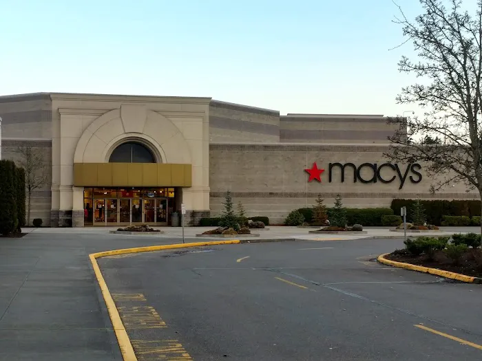Macy's 0