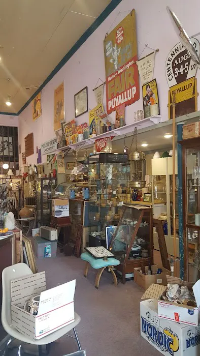 Pioneer Antique Mall 4