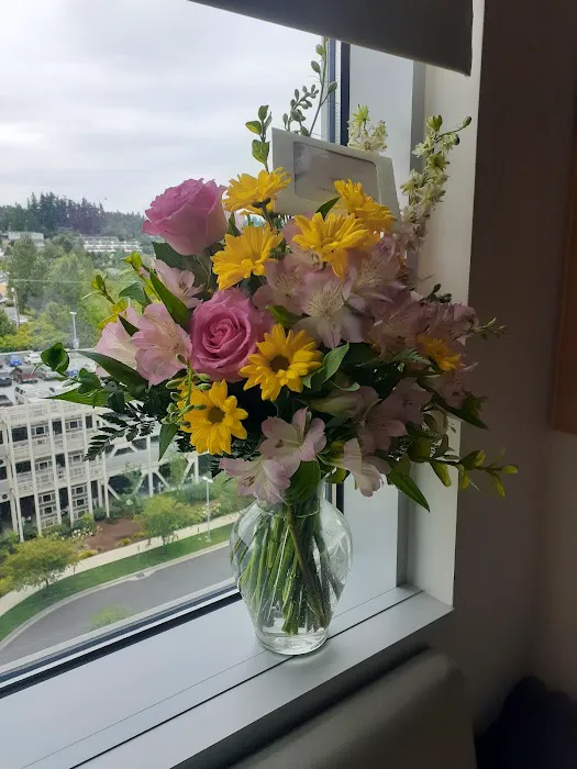 Crane's Creations Florist Puyallup 0