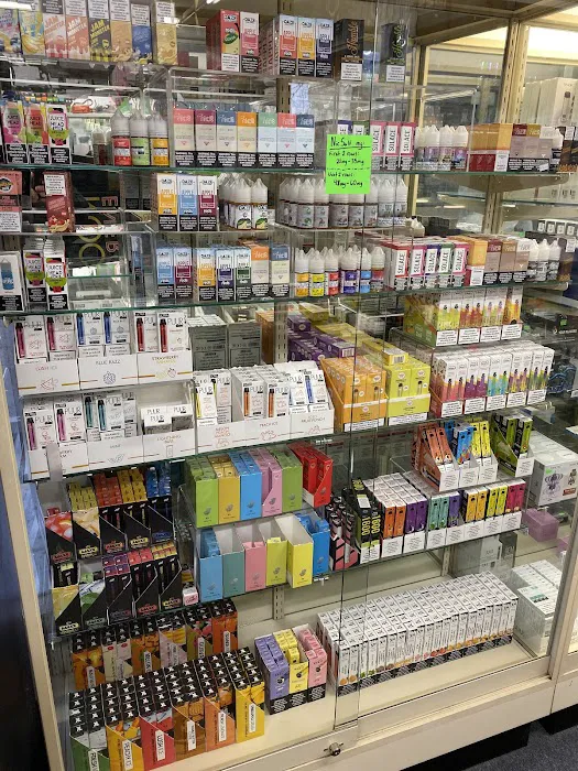 Chief Cottonmouth Smoke Shop 1