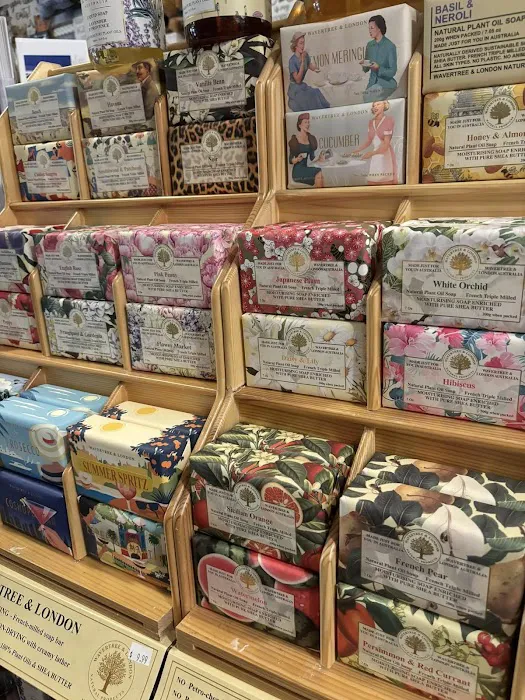 English Gardener Gift Shop 8
