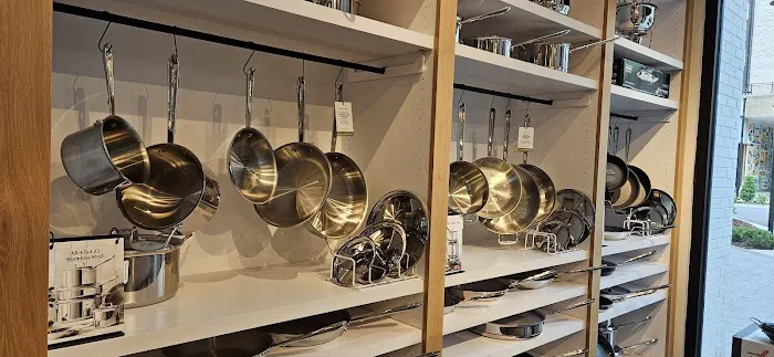 Williams-Sonoma 4