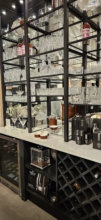 Williams-Sonoma 5