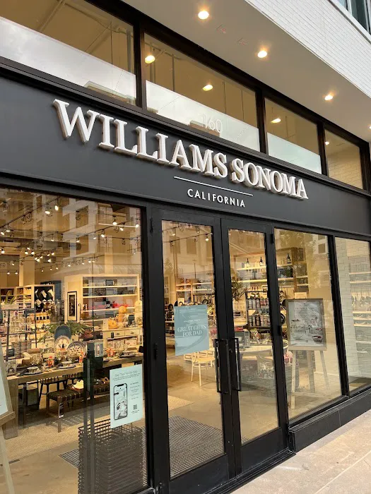 Williams-Sonoma 7