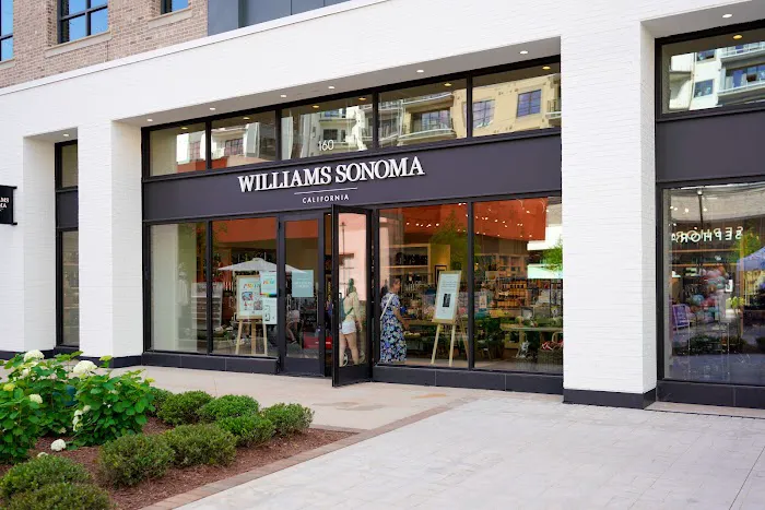 Williams-Sonoma 8