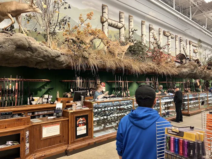 Bass Pro Shops 3