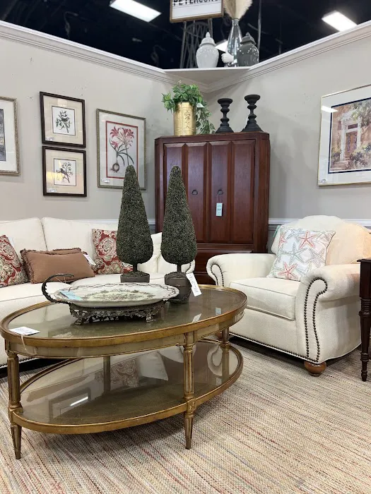 Petersons' Consigning Design 4