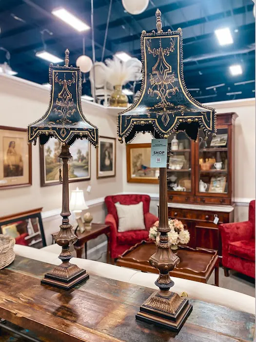 Petersons' Consigning Design 9
