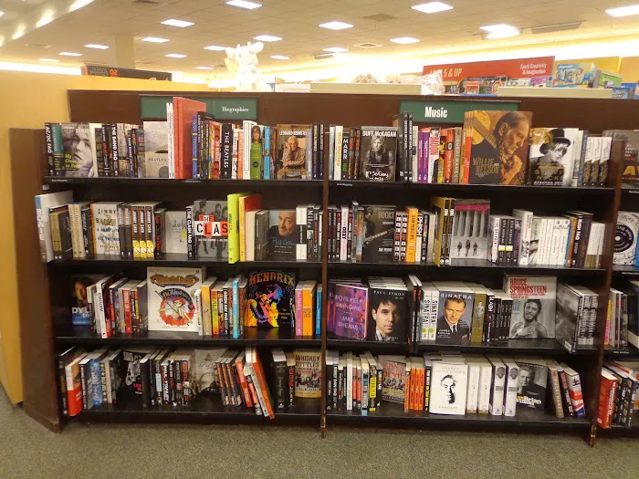 Barnes & Noble 4