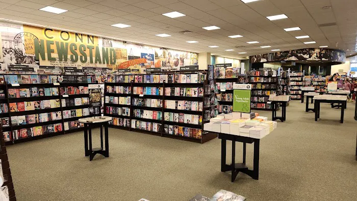 Barnes & Noble 2