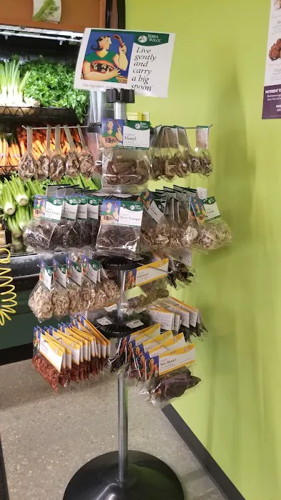 Natural Grocers 6