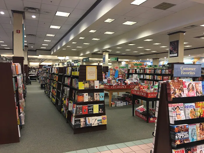 Barnes & Noble 1