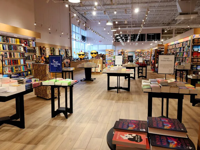 Barnes & Noble 2