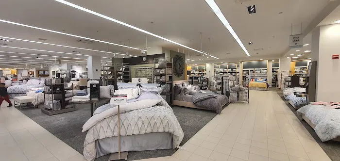 Macy's 4