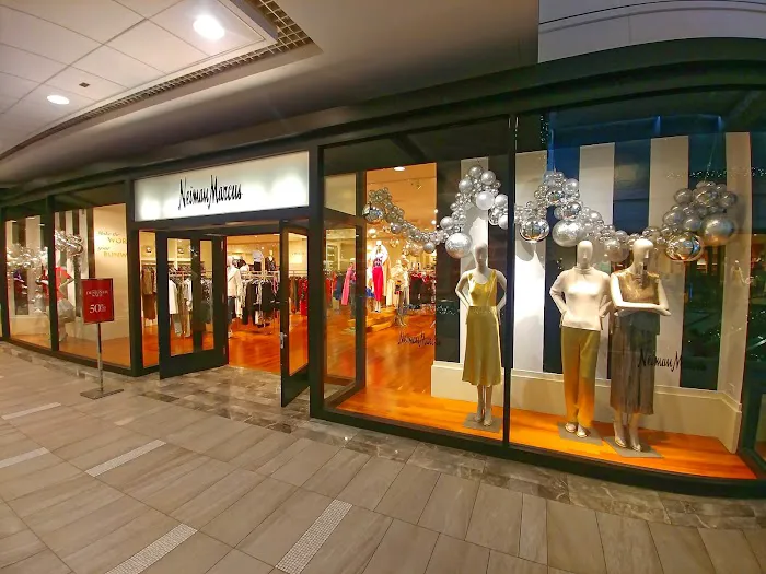 Neiman Marcus 2