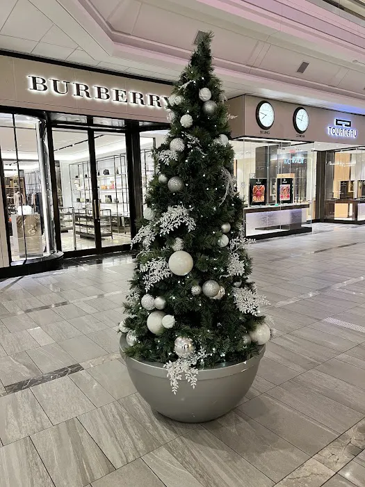 Neiman Marcus 0