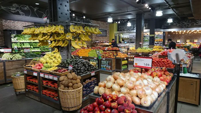 Roche Bros. Downtown Crossing 4