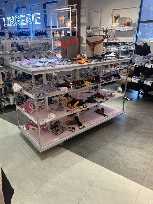 Primark 8