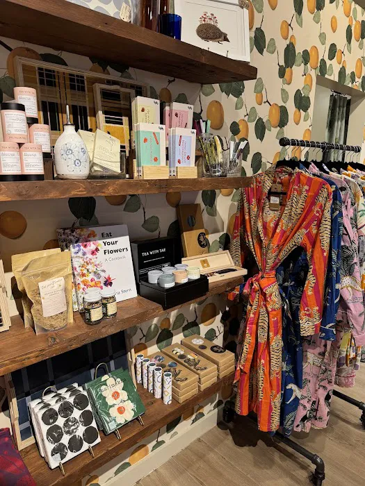 Cadeau Boutique - South End 1