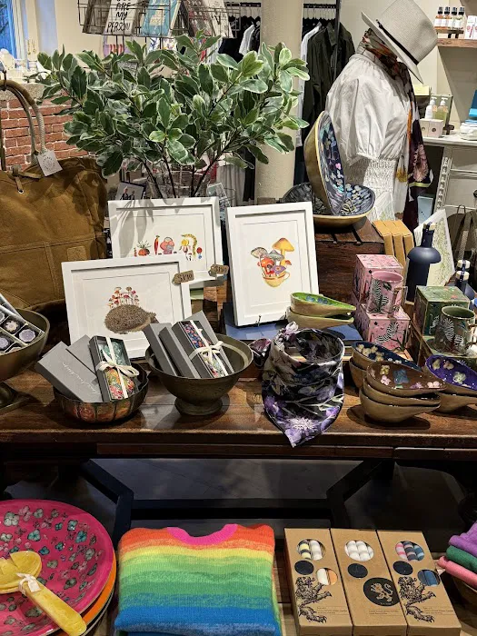 Cadeau Boutique - South End 7