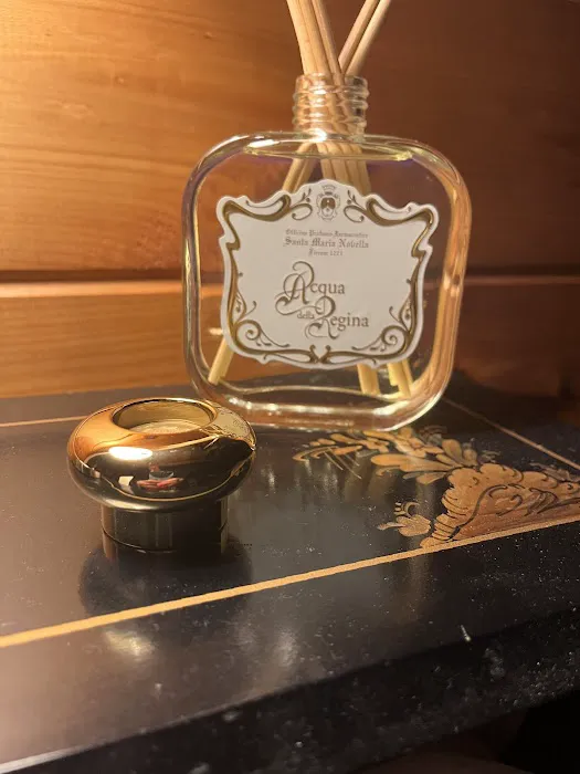 Officina Profumo-Farmaceutica di Santa Maria Novella 1