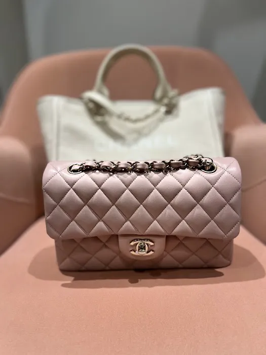 Saks Fifth Avenue 5