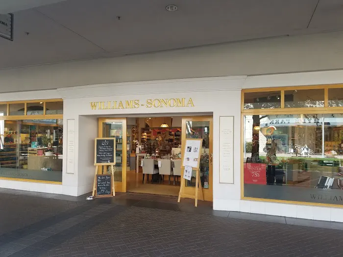 Williams-Sonoma 8
