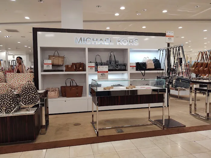 Macy's 9