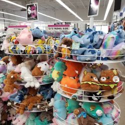 Five Below ico