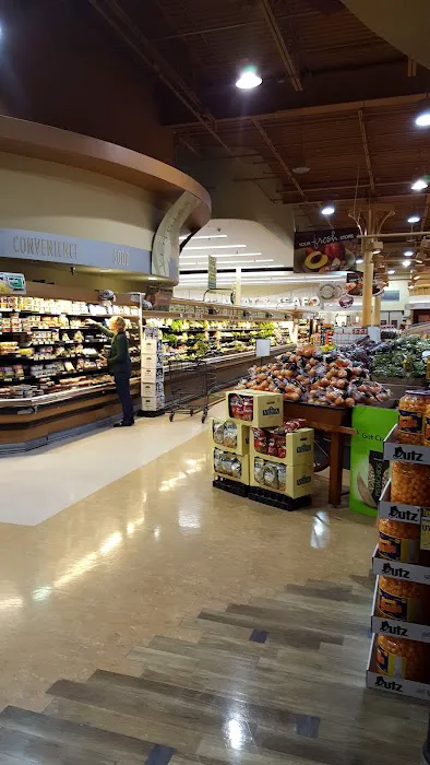 Marsh's Sun Fresh Market 7