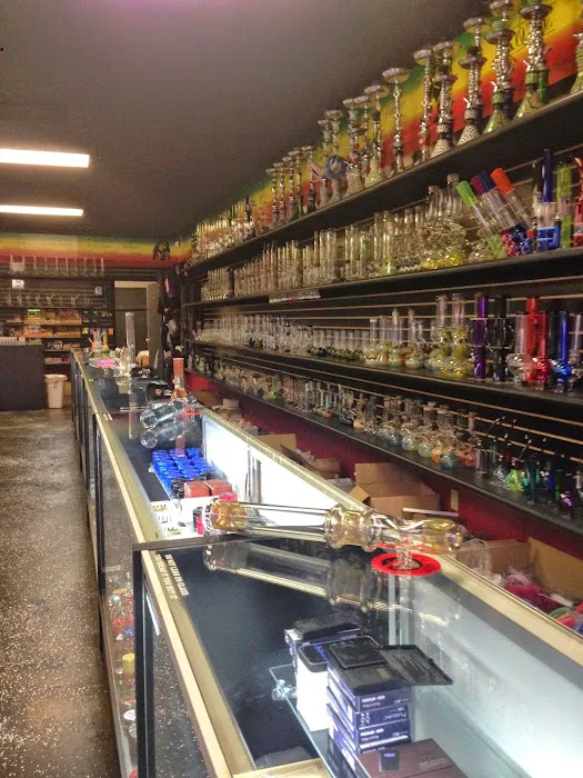 Exotic KC | Vape & Smoke Shop KC | THC & Kratom Store 4
