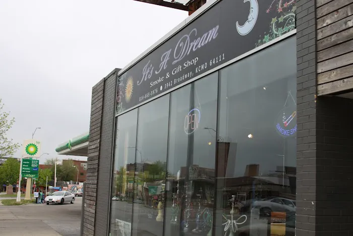 It's A Dream Smoke Shop 0