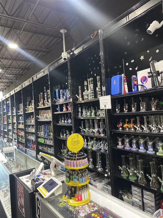 It's A Dream Smoke Shop 3