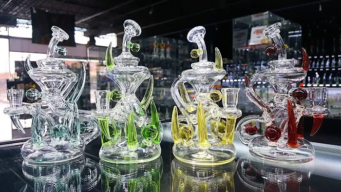 It's A Dream Smoke Shop 7