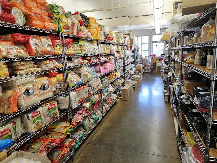 Lily Market 6