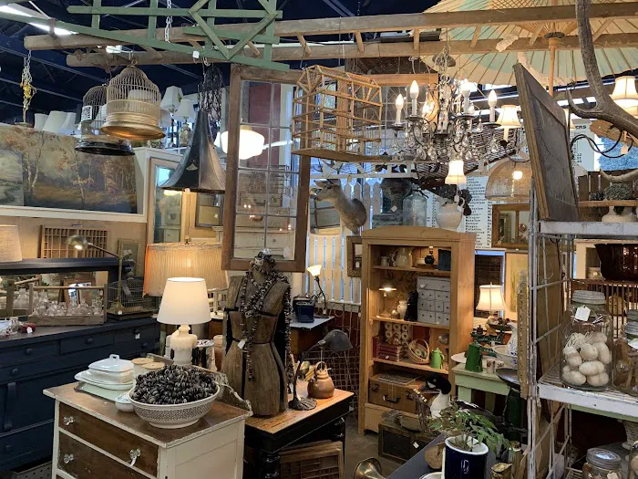 Monticello Antique Marketplace 4