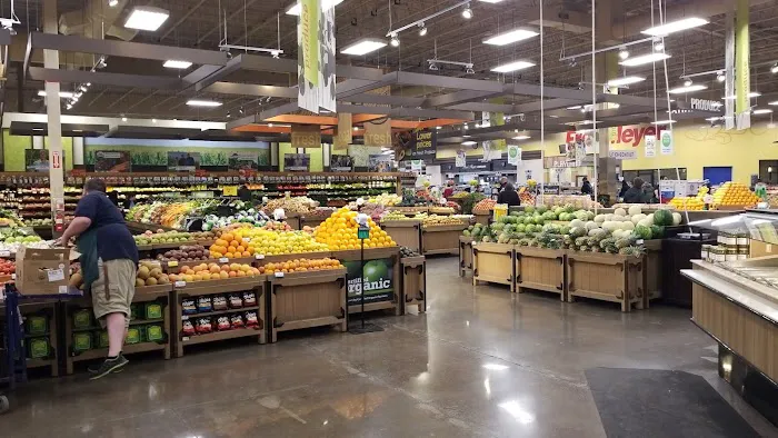 Fred Meyer 2