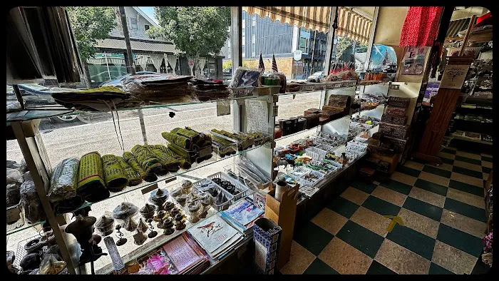 Himalayan Gift & Candy Store 5