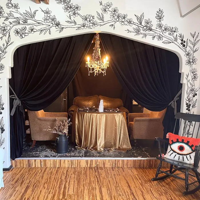 Blackthorn Mercantile 9