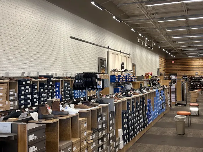 DSW Designer Shoe Warehouse 2